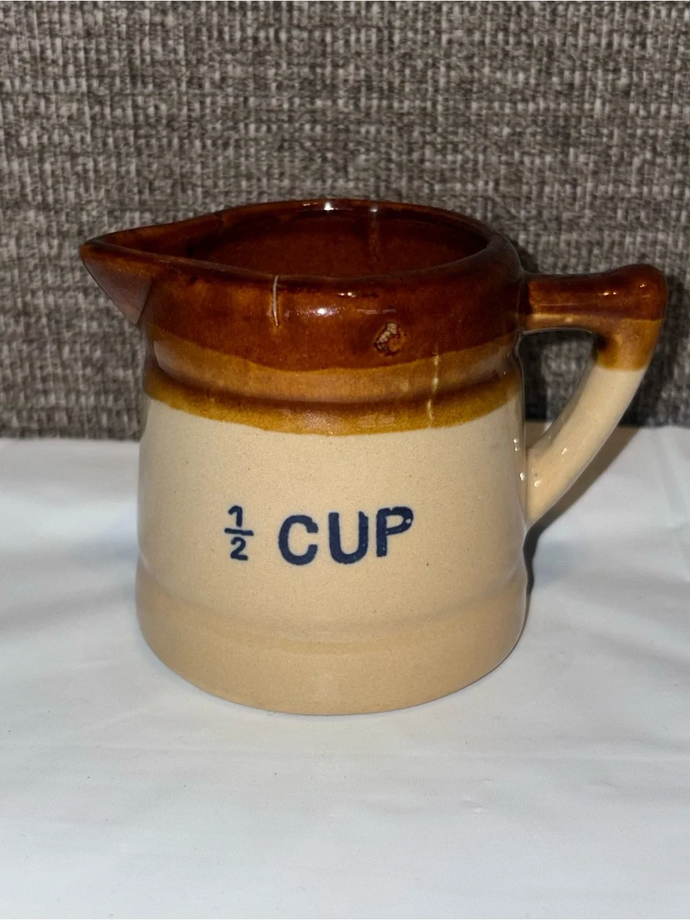 Vintage Stoneware Measuring 1/2 Cup Brown Crock Pitcher Handled Pour Spout Wheat
